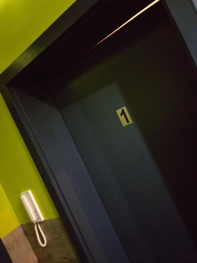 Modern Hoteliving Gießen Esterno foto