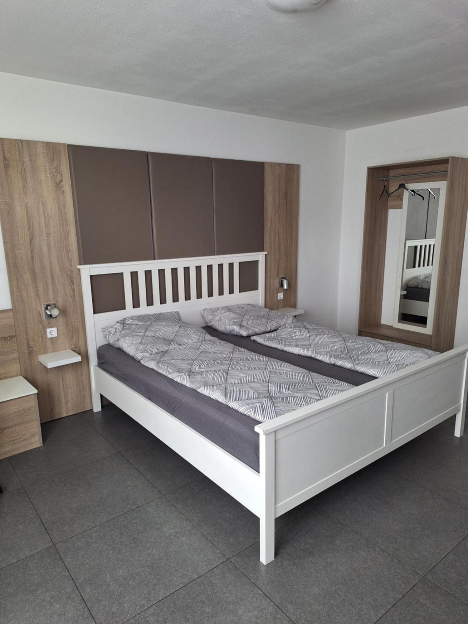 Modern Hoteliving Gießen Esterno foto